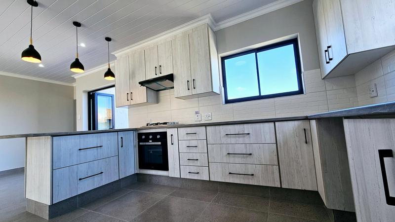 3 Bedroom Property for Sale in Dana Bay Western Cape